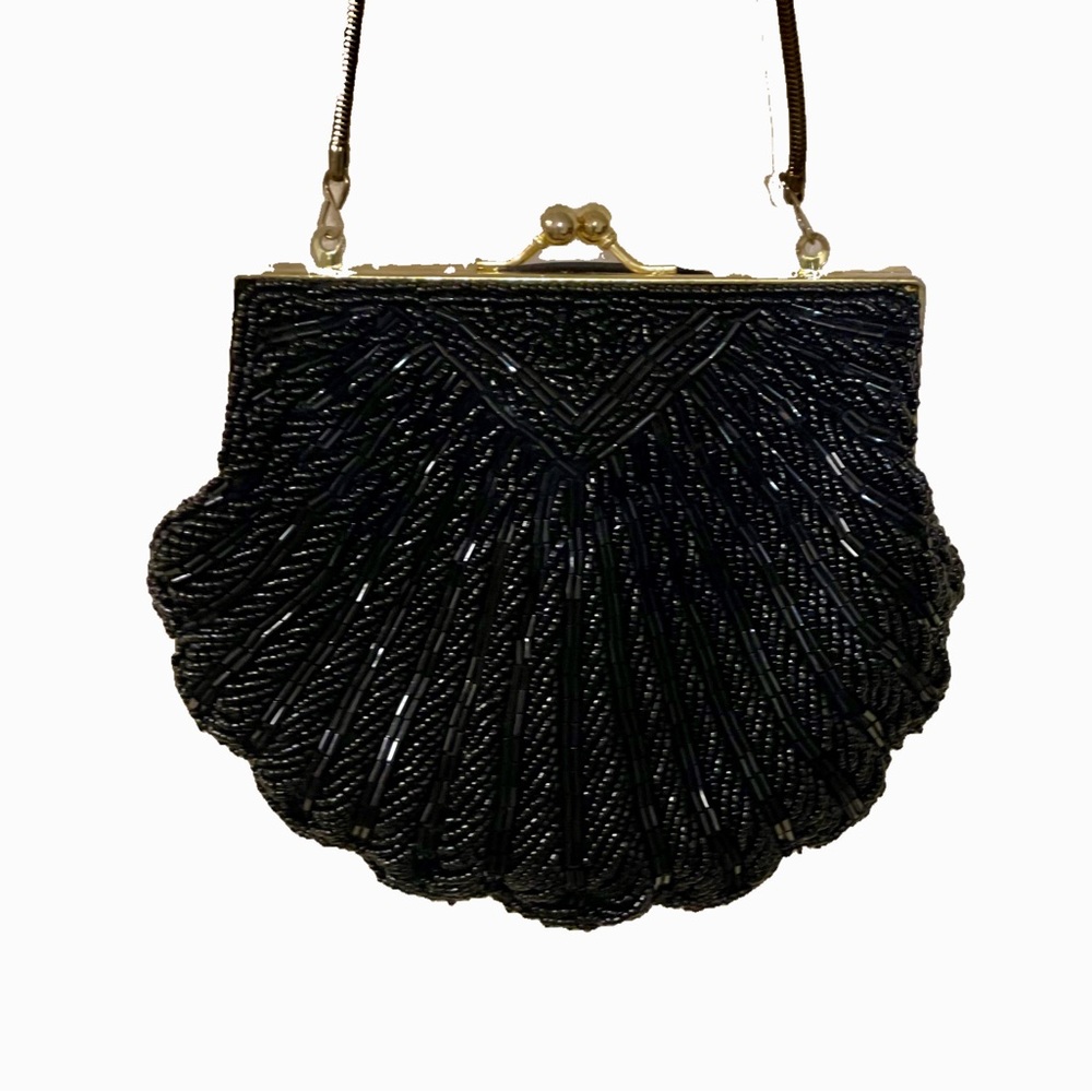 Vintage La Regal Beaded Shell Purse